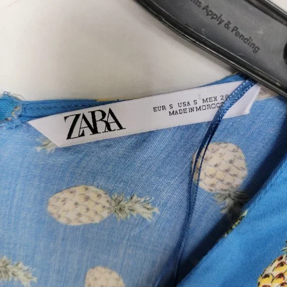 Size S Woman’s Zara Pineapple Print Mini Dress Blue Short Sleeve V Neck summer - Picture 6 of 7